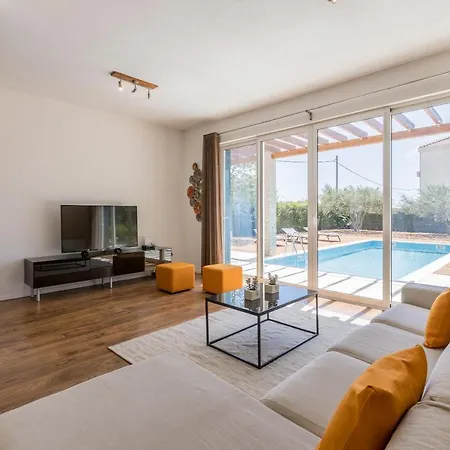 Villa Trogir *