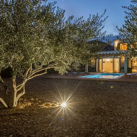 Villa Trogir 别墅 特罗吉尔